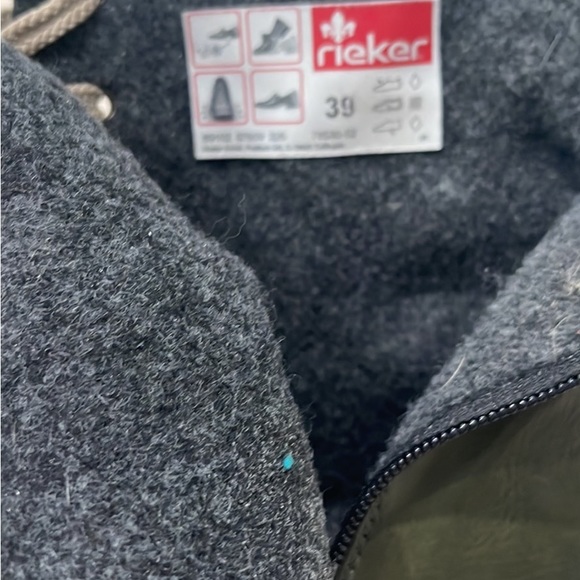 Lulu lemon sz 8 hoodies - Picture 8 of 8